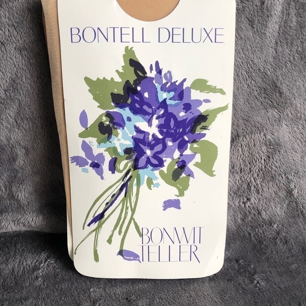 Bonwit Teller Bontell Deluxe Nude Sheer Pantyhose Vintage Size B Tights‎ New